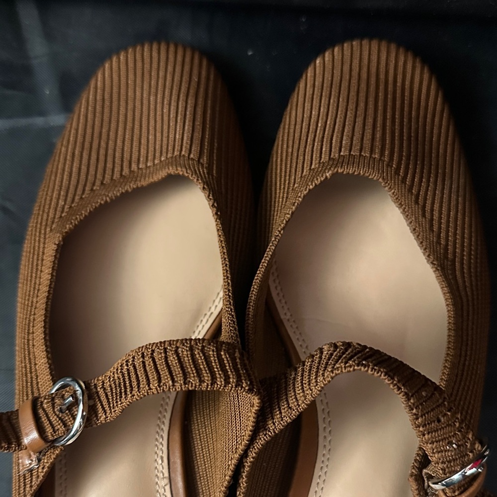 Steven By Steve Madden Brown Flats with‎ Strap - Picture 7 of 9